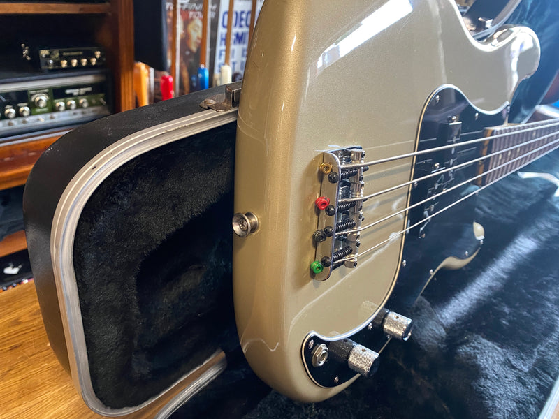 Fender American Standard Precision Bass Inca Silver 2006