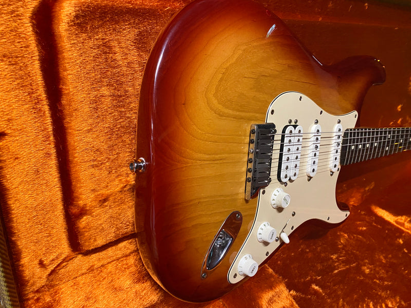 Fender Stratocaster Deluxe Sienna Burst 2003