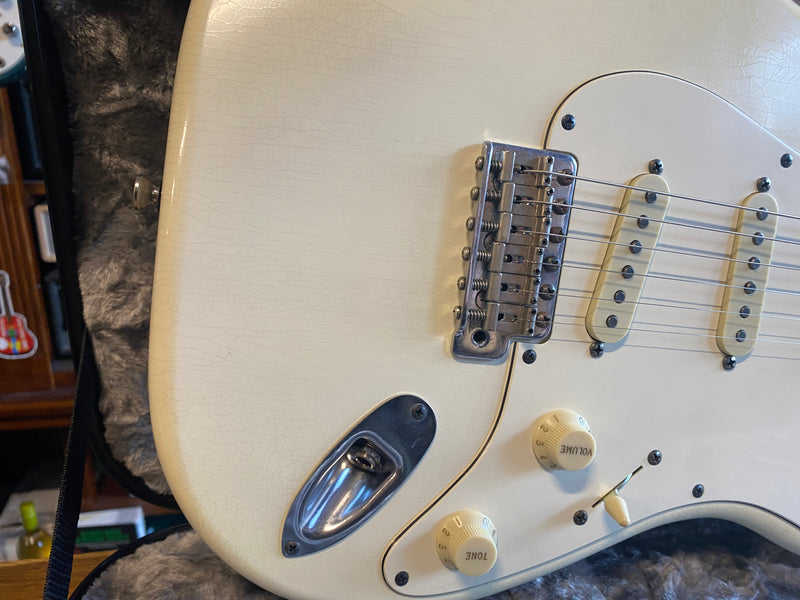 Schecter Custom Shop Traditional Wembley Edition Vintage White 2017
