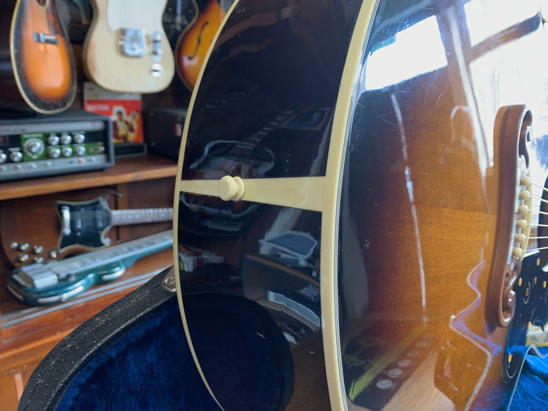 Gibson J-200 2001