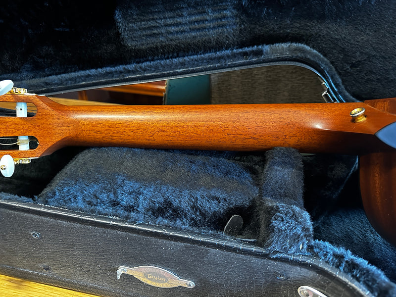 Taylor NS32ce Left-Handed 2008