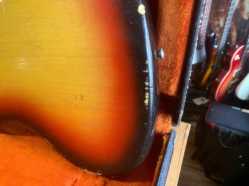 Fender Jaguar Sunburst 1965