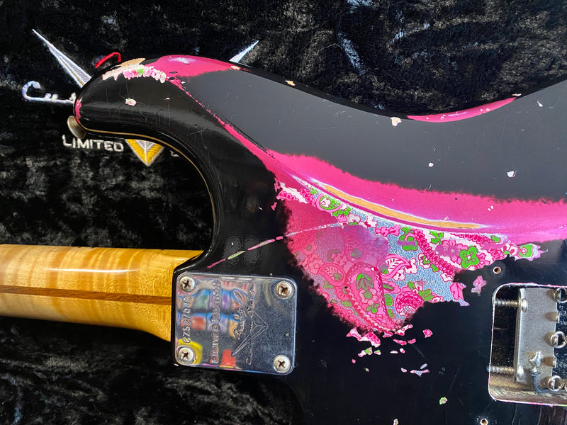 Fender Custom Shop '57 Stratocaster Relic Limited Edition Black Over Pink Paisley 2016