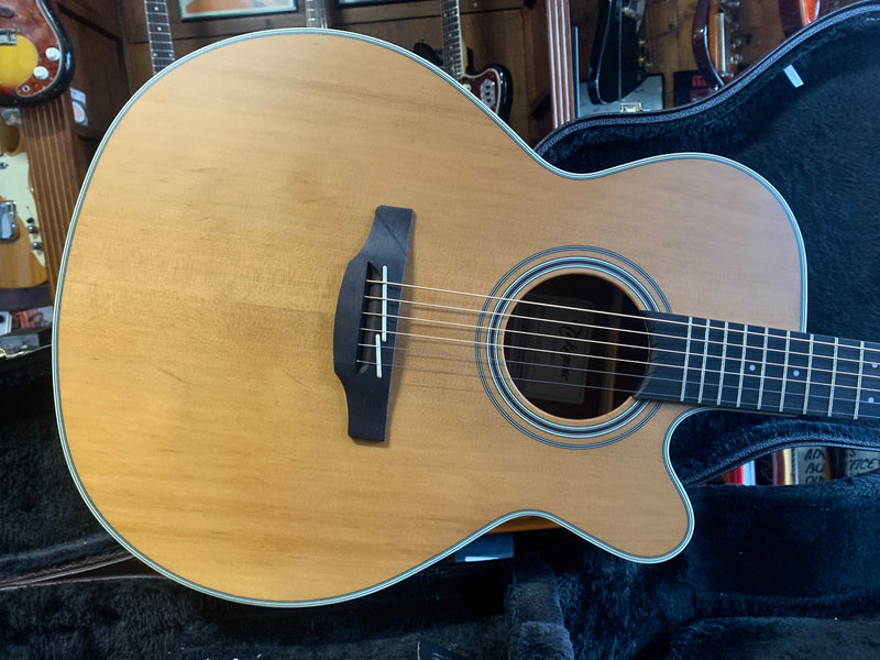 Takamine GN20CE NS