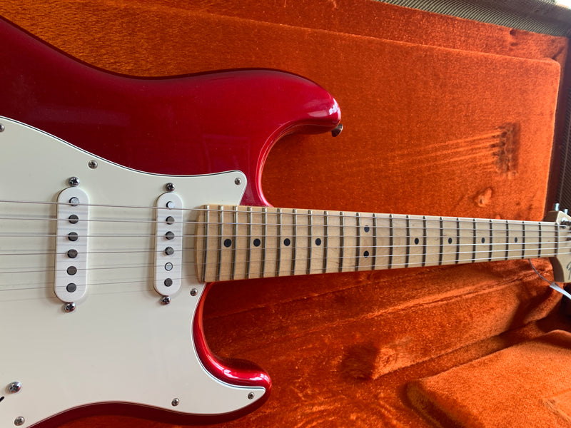 Fender American Special Stratocaster Candy Apple Red 2011