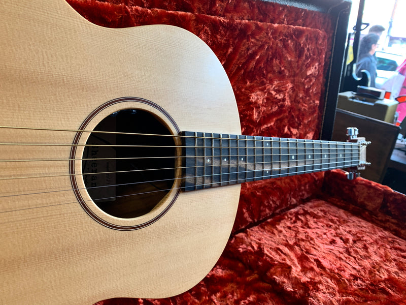Sheeran by Lowden W-03