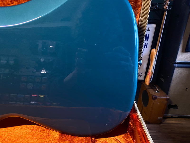 Fender MIM Standard Precision Bass Special Edition Ocean Turquoise 2019