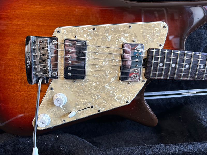 Ernie Ball Music Man Albert Lee HH Sunburst 2011