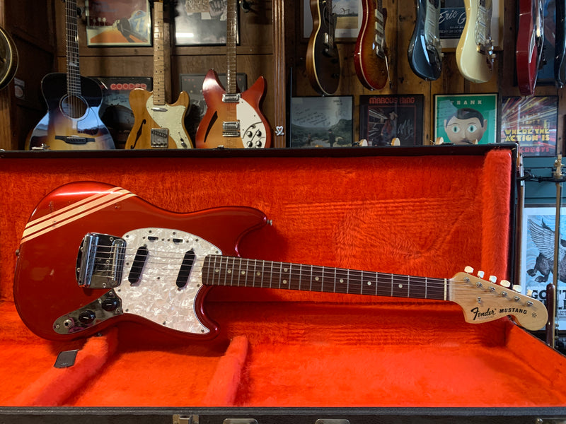 Fender Mustang Competition Stripe Red 1972