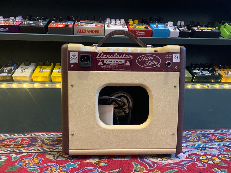 Danelectro Nifty Fifty Combo
