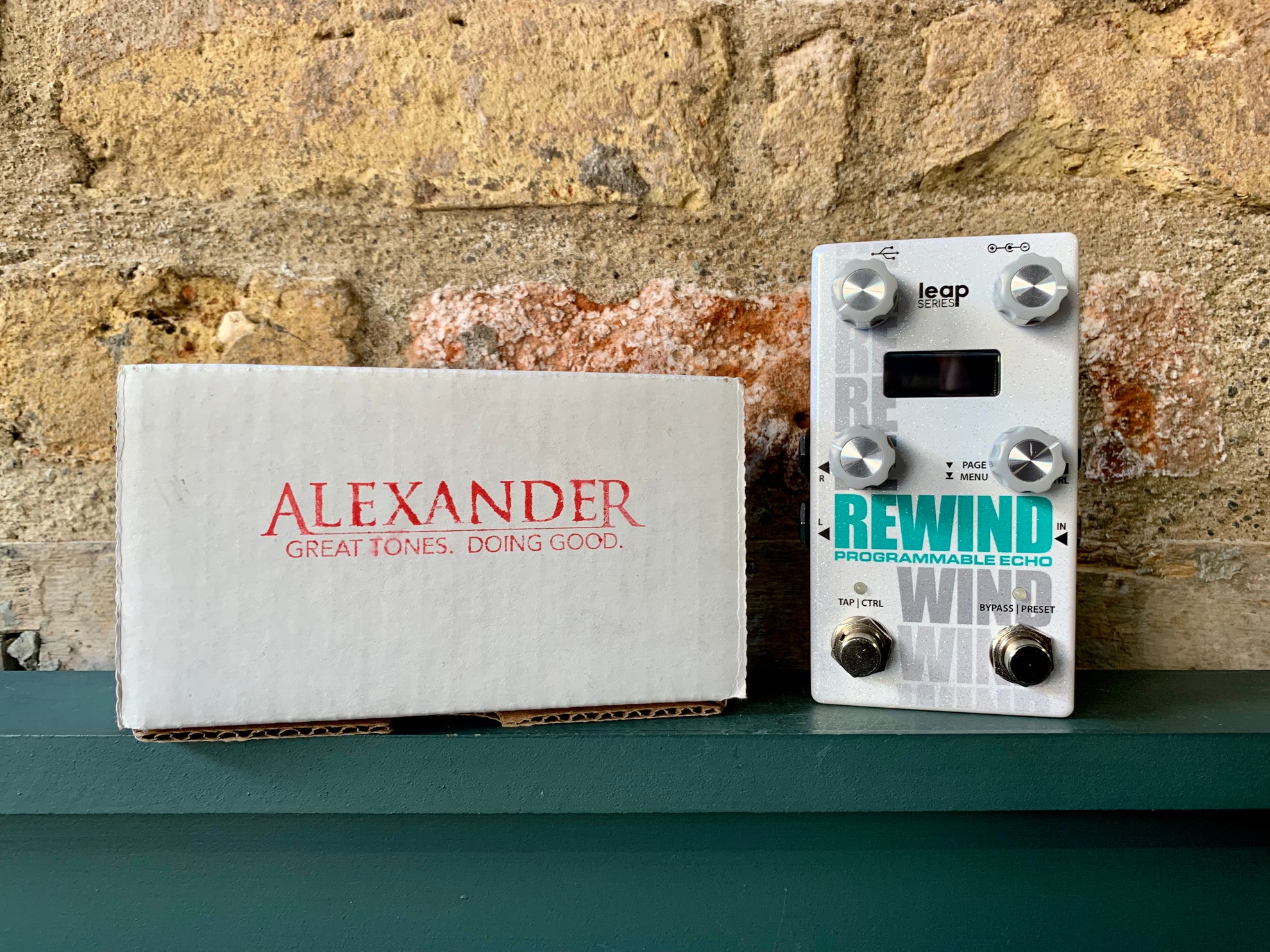 alexander pedals rewind Alexander Pedals Rewind Programmable Echo (Secondhand)
