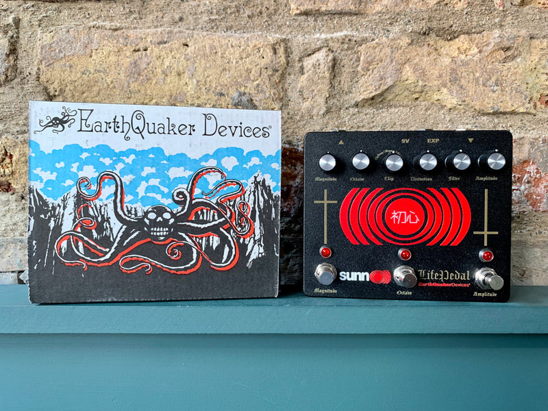 Earthquaker Devices Sunn O))) Life Pedal V3