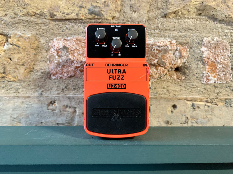 Behringer UZ400 Ultra Fuzz