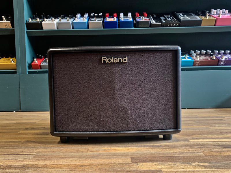 Roland AC-33