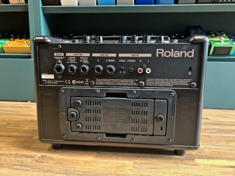 Roland AC-33