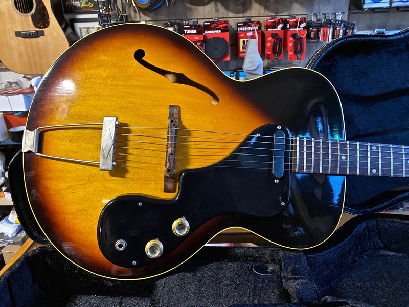 Gibson ES-120T 1965