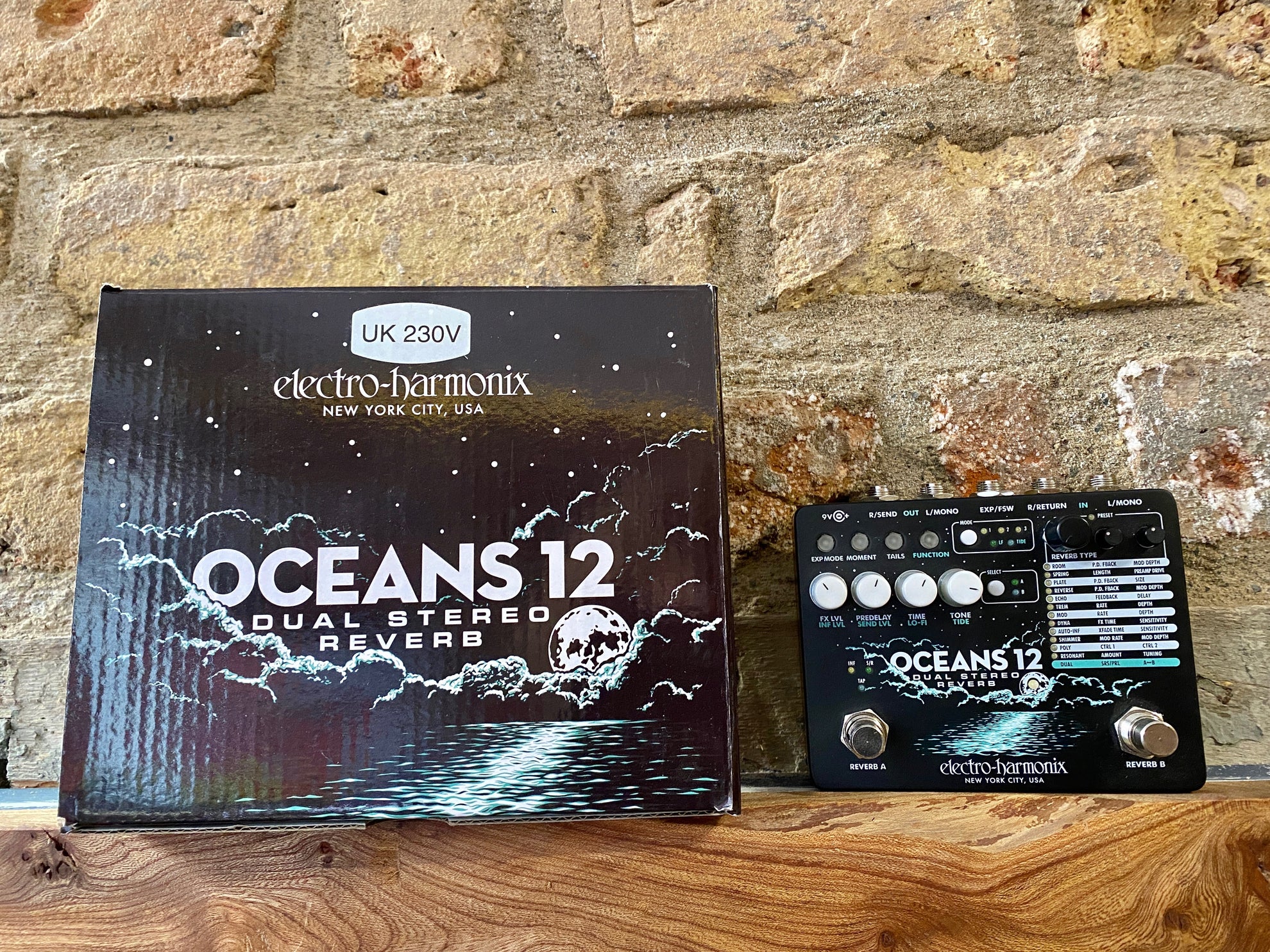 oceans 12 pedal Electro Harmonix Oceans 12 Dual Stereo Reverb