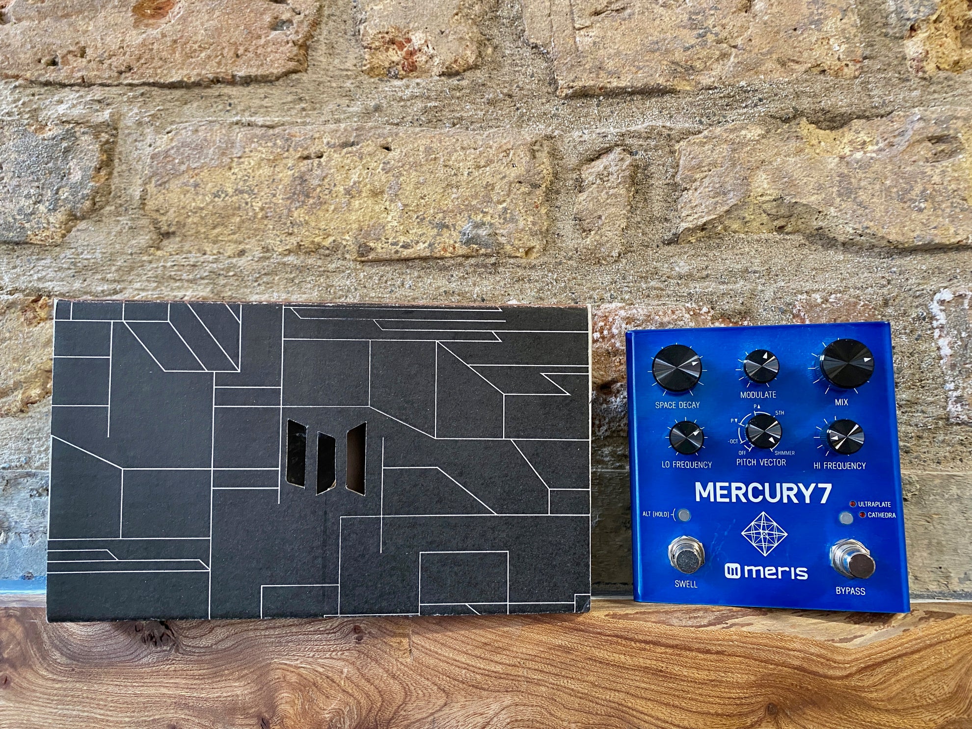 meris mercury 7 reverb pedal Meris Mercury 7 Reverb