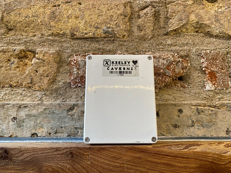 Keeley Electronics Caverns Delay Reverb V2