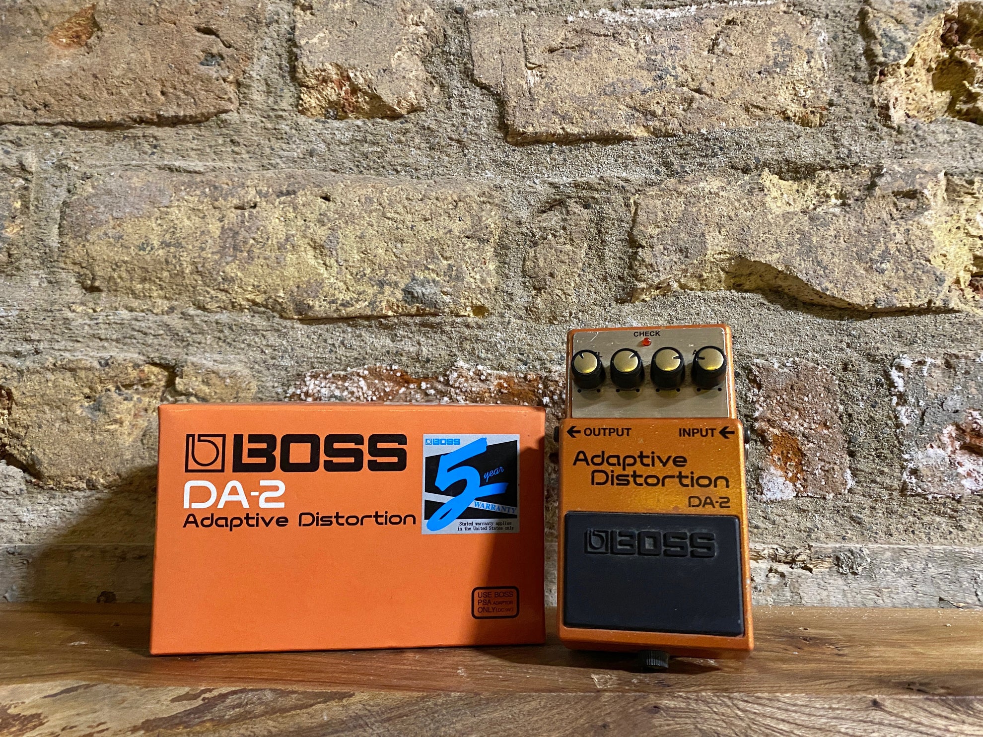 boss adaptive distortion pedal Boss DA-2 Adaptive Distortion