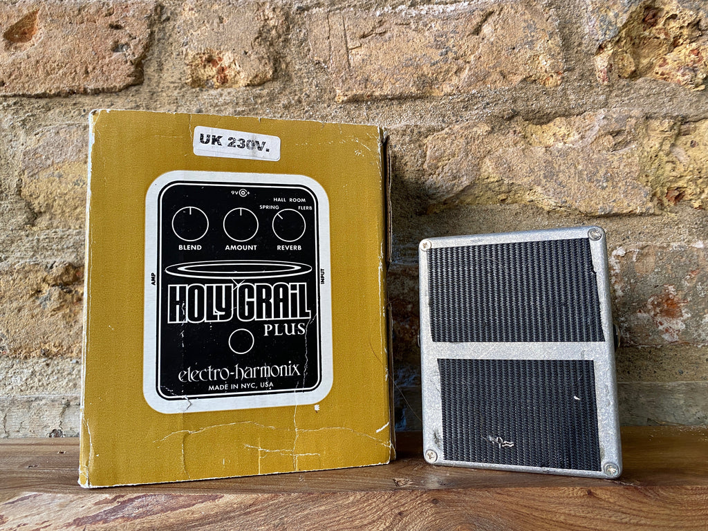 Electro-harmonix Holy Grail Plus - Some Neck Guitars