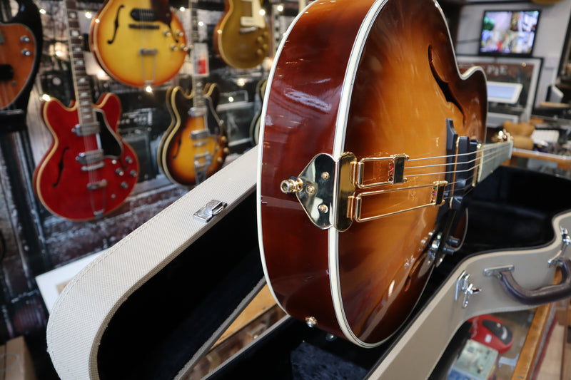 Hofner New President 2004