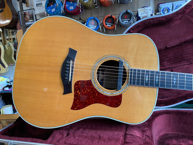 Taylor 810 1999