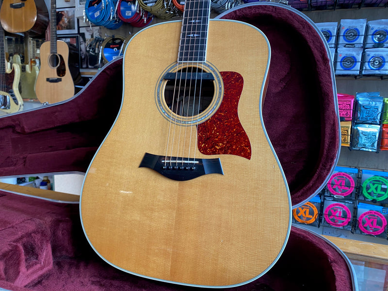 Taylor 810 1999