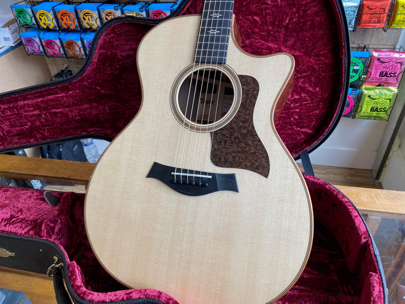 Taylor 714ce 2019