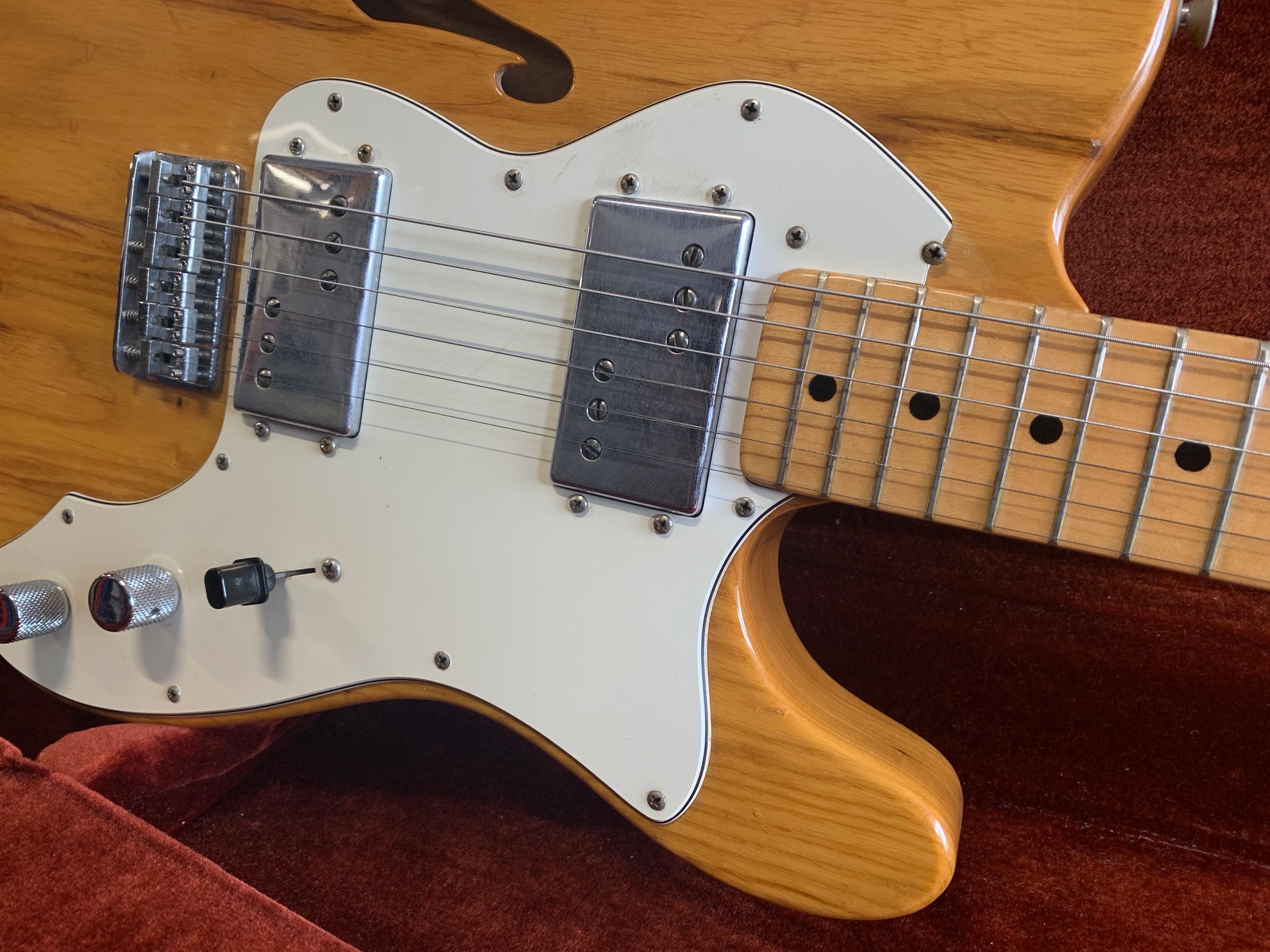 1973 Telecaster Fender Telecaster Thinline 1973 - Some Neck Guitars