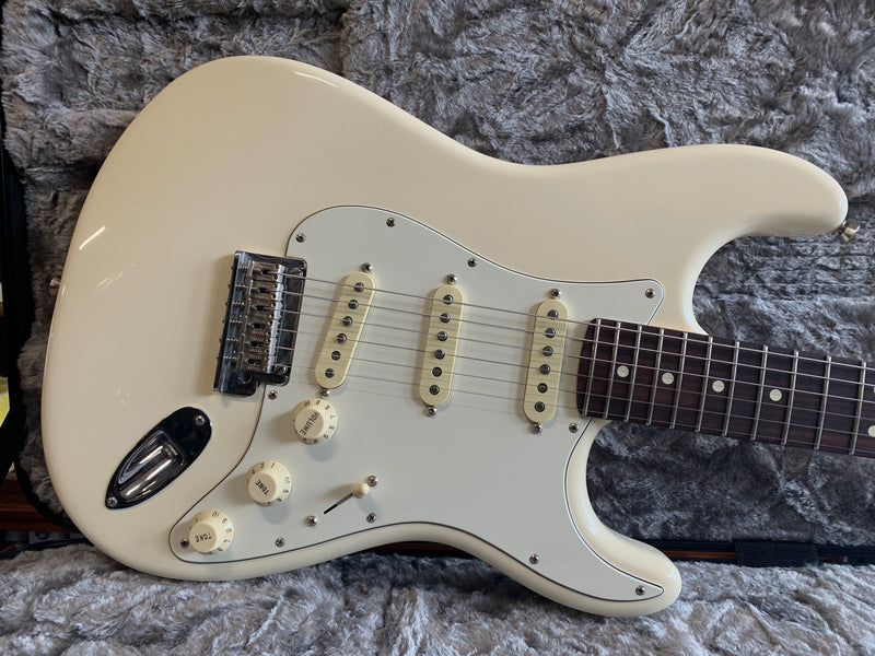 Fender American Professional Stratocaster Olympic White 2019