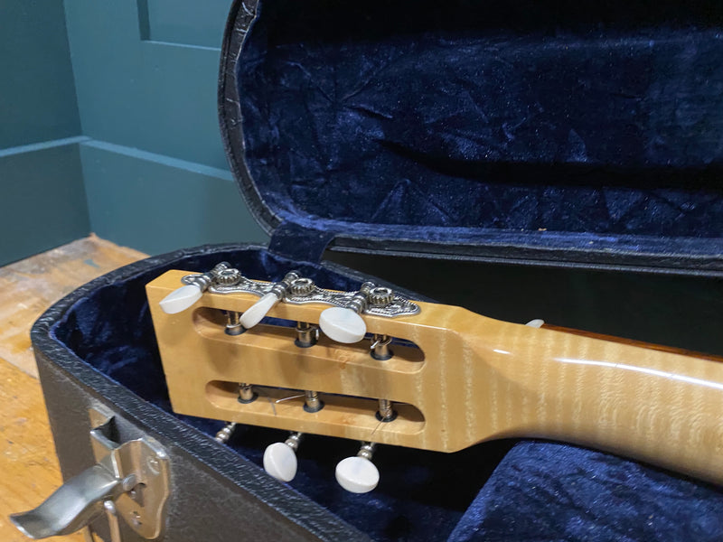 Dave King Beltona Resonator 2006