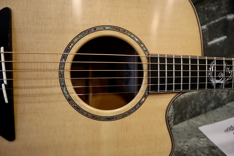 Avalon Cara L2-Yew