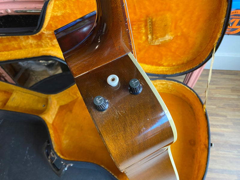Maton CW80 1974