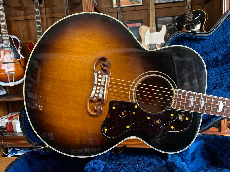 Gibson J-200 2001