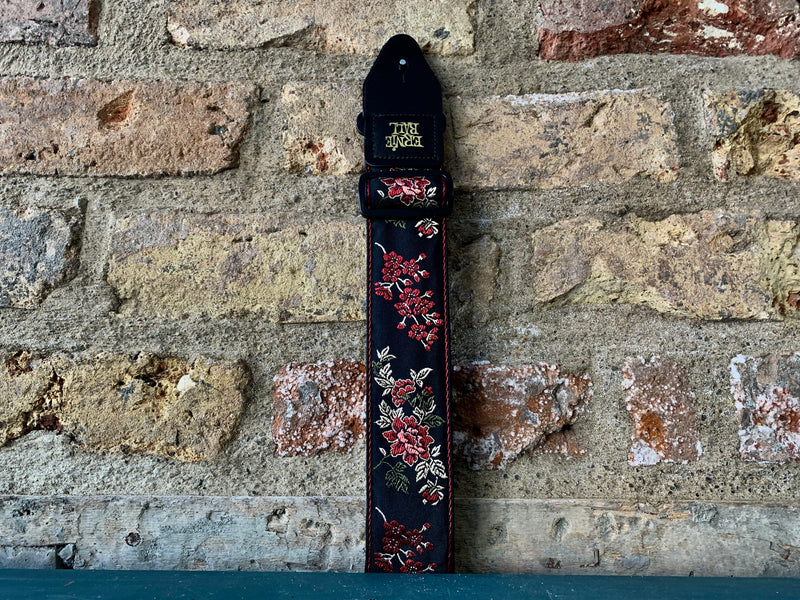 Ernie Ball Red Rose Jacquard Strap