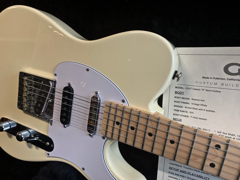 G&L ASAT Classic S Semi Hollow 2014