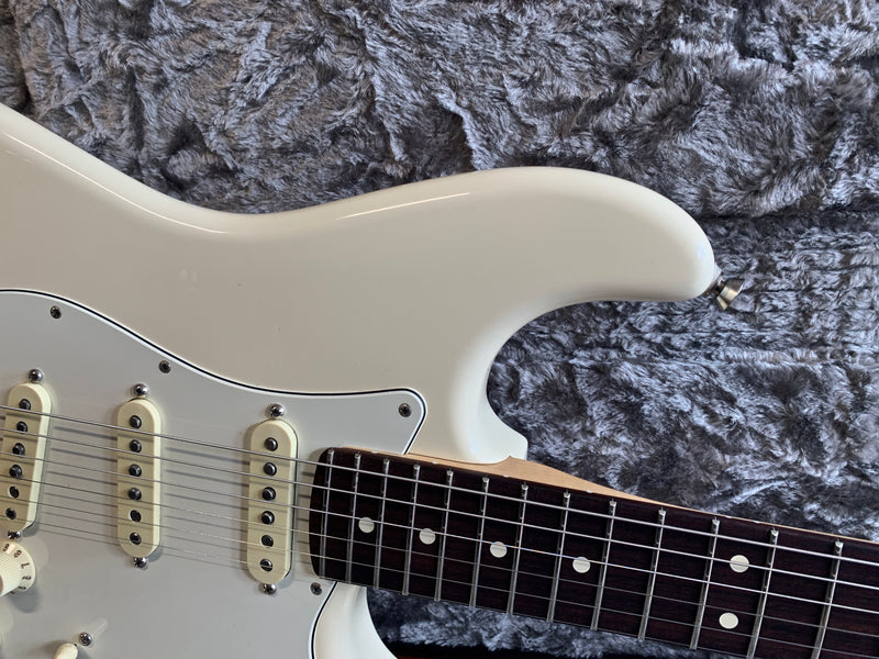Fender American Professional Stratocaster Olympic White 2019