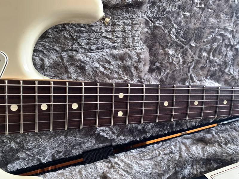 Fender American Professional Stratocaster Olympic White 2019