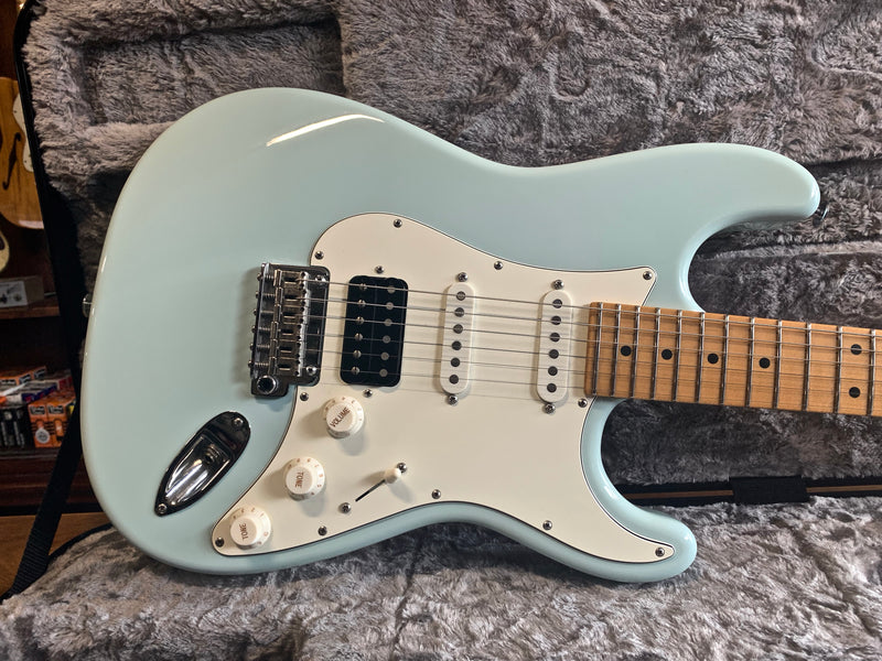 Suhr Classic S Pro HSS Sonic Blue