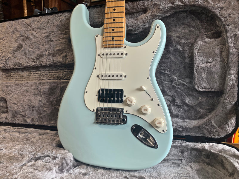Suhr Classic S Pro HSS Sonic Blue