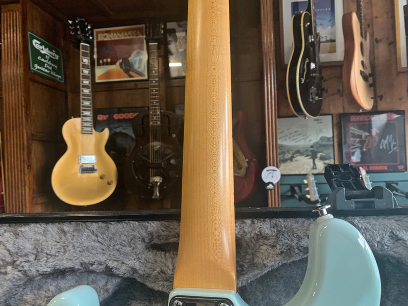 Suhr Classic S Pro HSS Sonic Blue