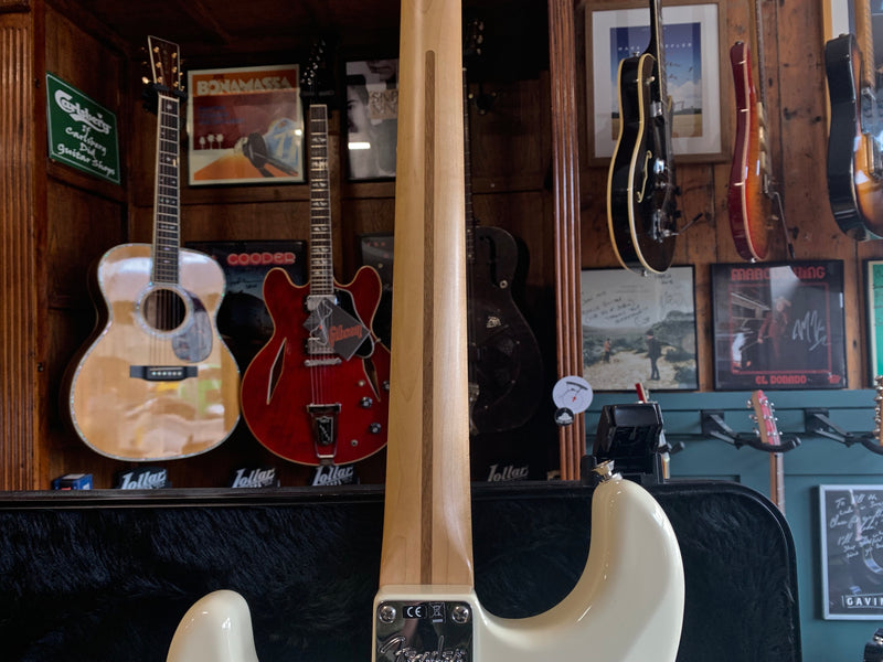 Fender American Professional Stratocaster Olympic White 2017