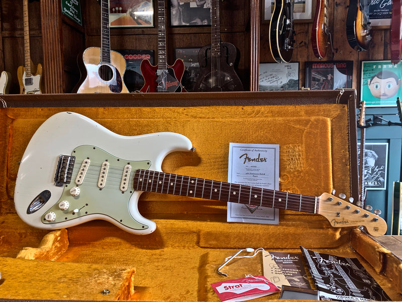 Fender Custom Shop '60 Stratocaster Relic Olympic White 2007