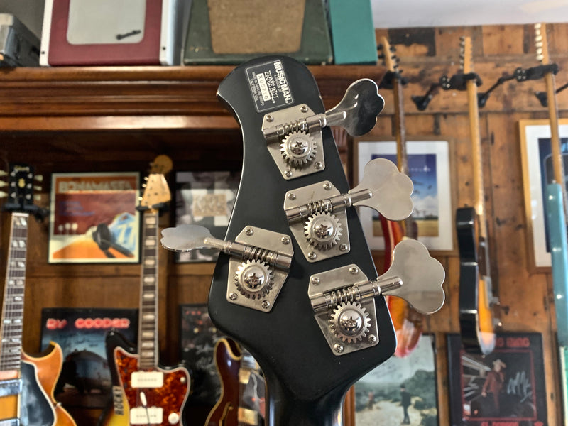 Music Man Sub Stingray 2004