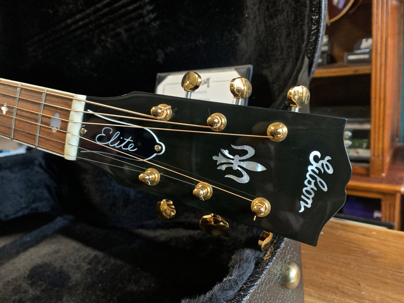 Gibson Custom Shop Nick Lucas Elite Honey Burst 2015