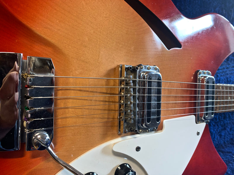 Rickenbacker 335 Fireglo 1966