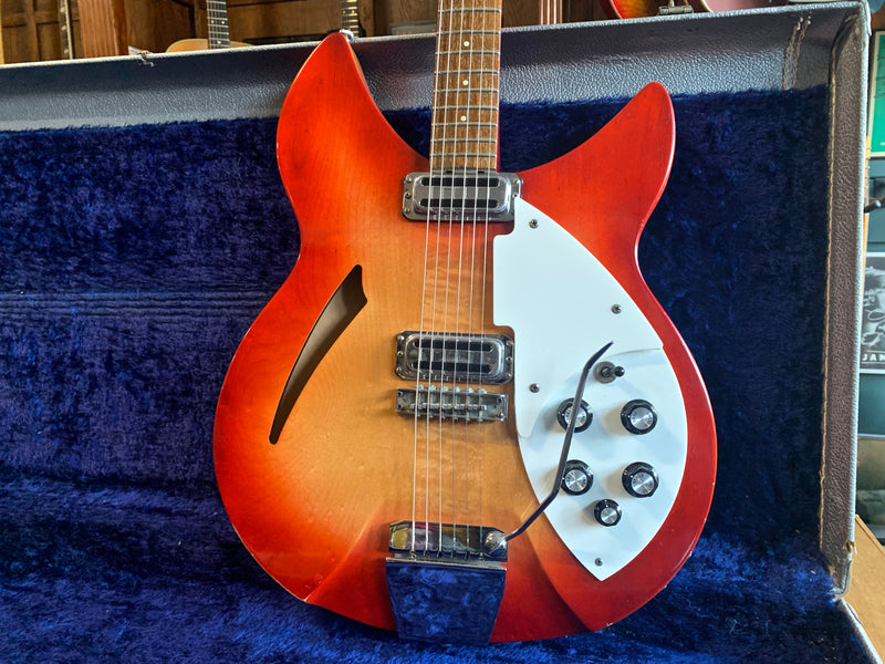 Rickenbacker 335 Fireglo 1966