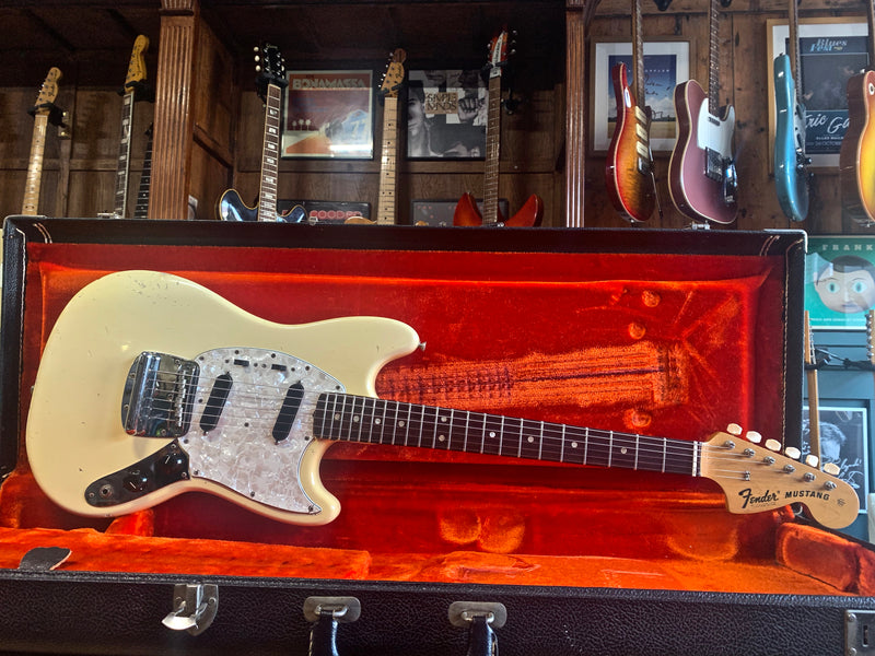 Fender Mustang Olympic White 1972