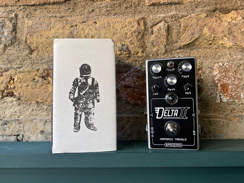 Spaceman Effects Delta II Harmonic Tremolo